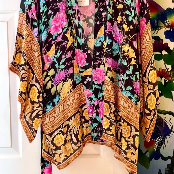 🌺🎉HP🎉🌺 NWT Spell & The Gypsy Butterfly Short Robe - Picture 11 of 16